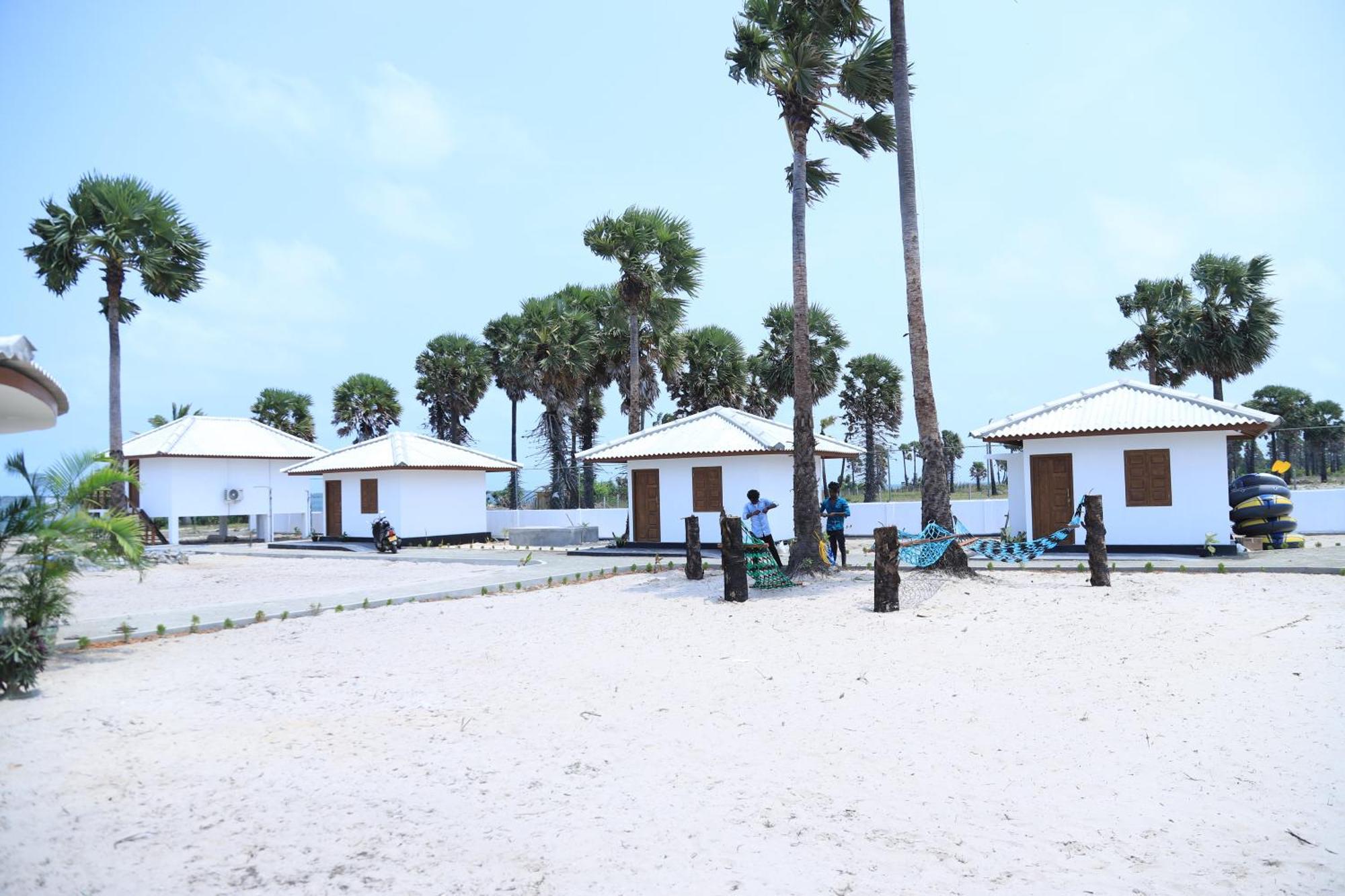 Palm Beach Resort Ceylon Jaffna Exteriör bild