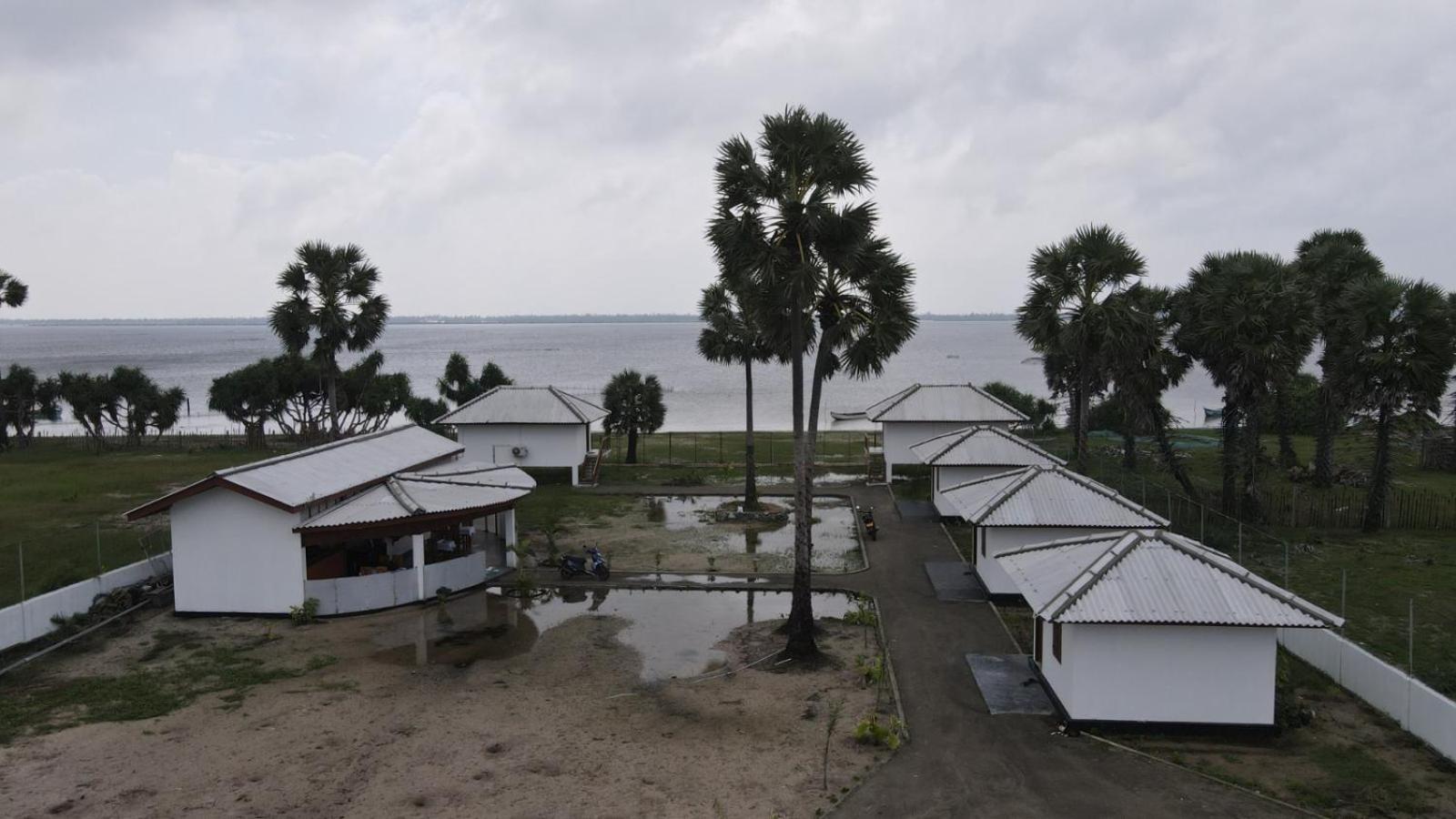 Palm Beach Resort Ceylon Jaffna Exteriör bild
